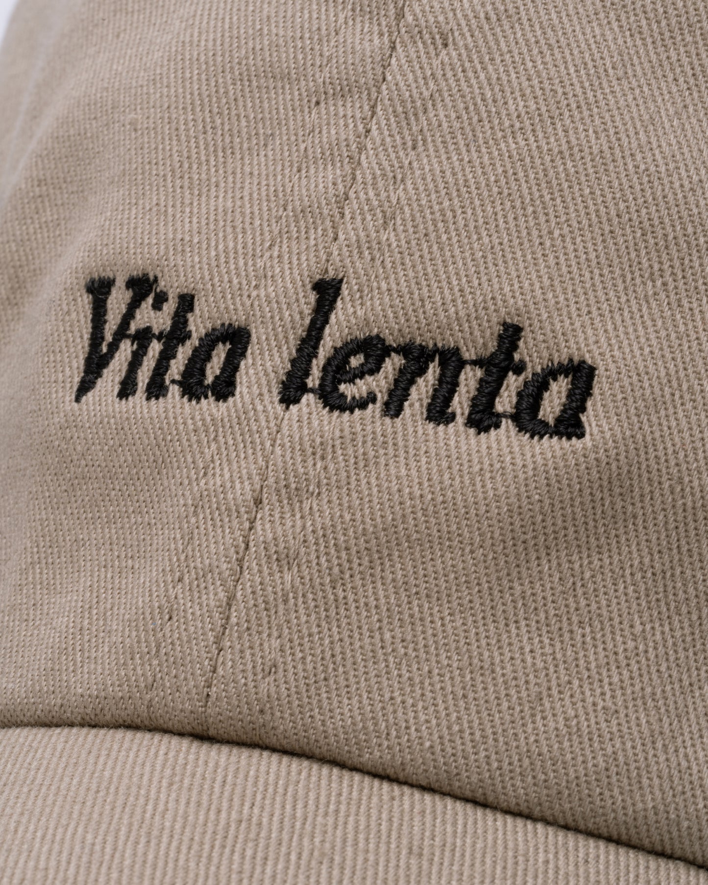 Cappellino Vita lenta beige